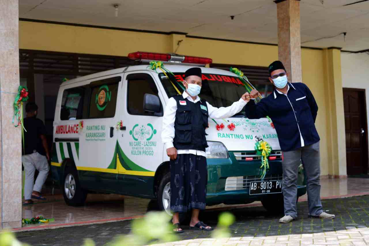 Memperingati Harlah NU Ke-95, Warga Nahdliyyin Ranting Karangsari Patungan Beli Ambulan